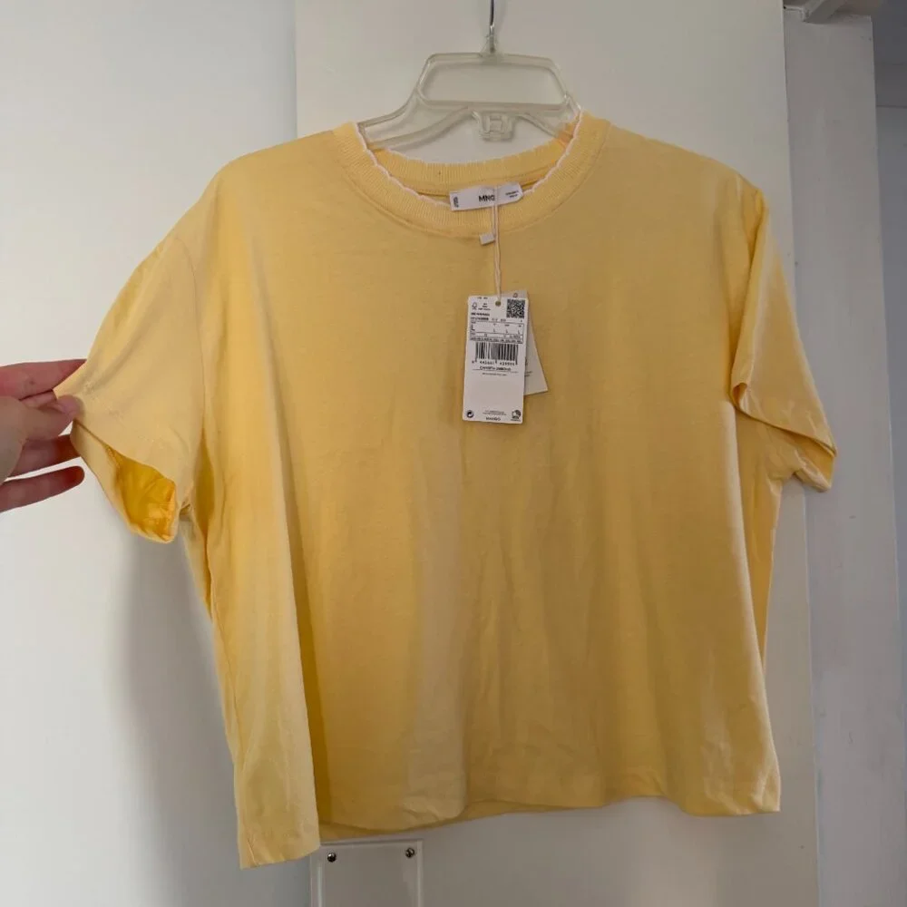 MANGO butter yellow t-shirt size L neckline crochet brand new with tags NWT - Picture 2 of 6